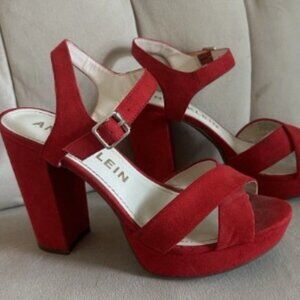 ANNE KLEIN Red Faux Suede Platform Block Heel Sandals Ankle Strap Buckle